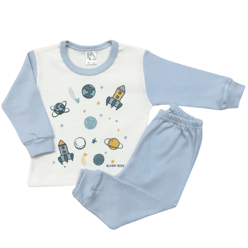 Βαμβακερές, βρεφικές πιτζάμες για αγόρι ηλικίας από 6-12 μηνών. Ιδανικές για το φθινόπωρο, τον χειμώνα ή και την άνοιξη. Πλένονται στους 30 βαθμούς.