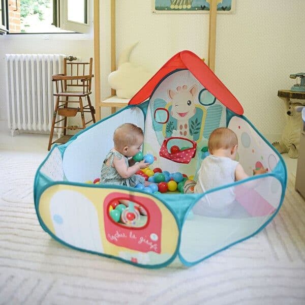 SOPHIE THE GIRAFFE Αναδιπλούμενη Μπαλοπισίνα Με Μπαλάκια Σόφη Η Καμηλοπάρδαλη