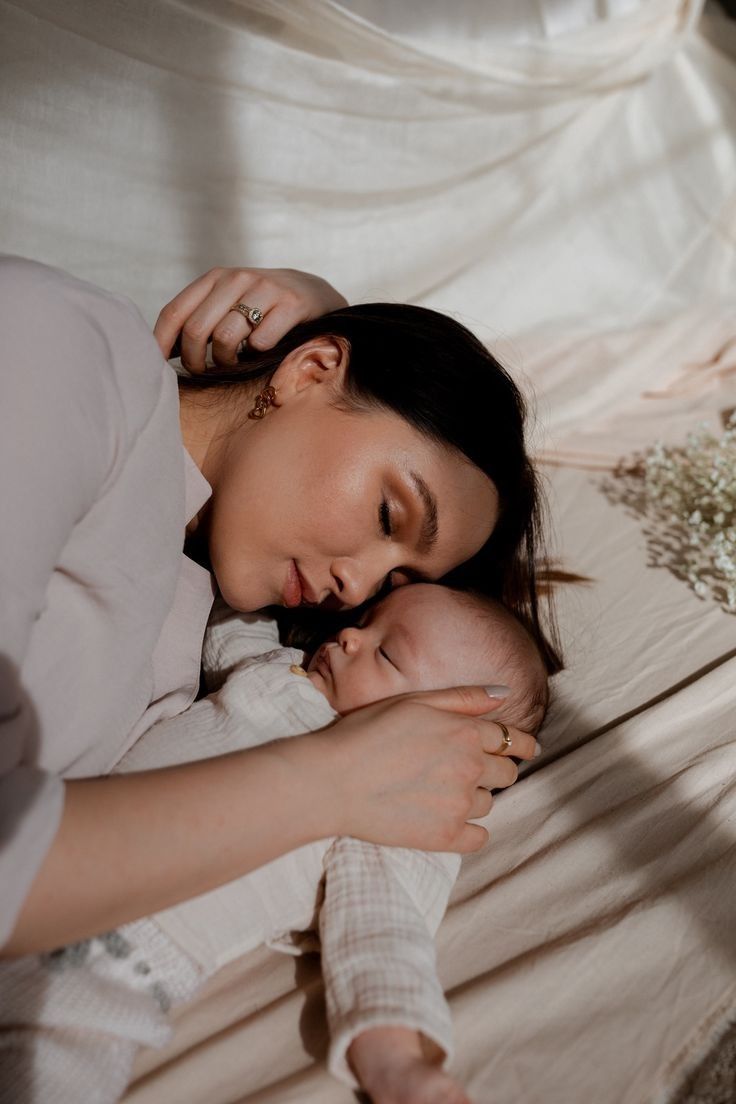 Πώς Απασχολώ Ένα Μωρό 3 Μηνών - 4 Μοναδικές Δραστηριότητες